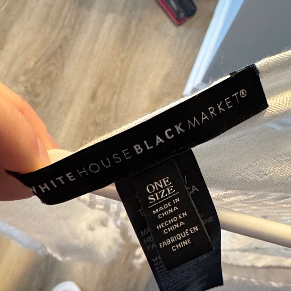 White House black market- White Fringe Kimono Cardigan- one size - Picture 4 of 4